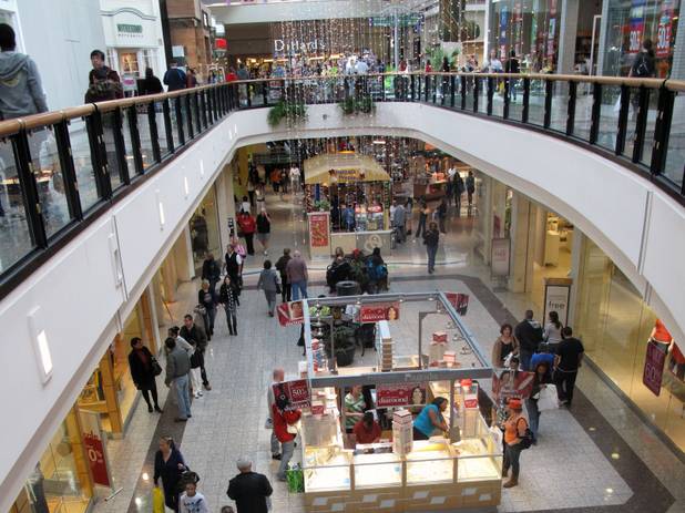 Shoppers hit the Galleria at Sunset mall in this file photo. Taxable sales rose by 3.5 percent in August in Clark County, buoyed by strong showings in furniture and clothing sales. It was the fourth consecutive month of increases.